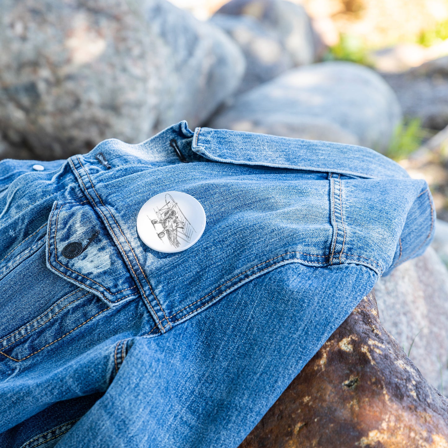 Aero 4 button pin