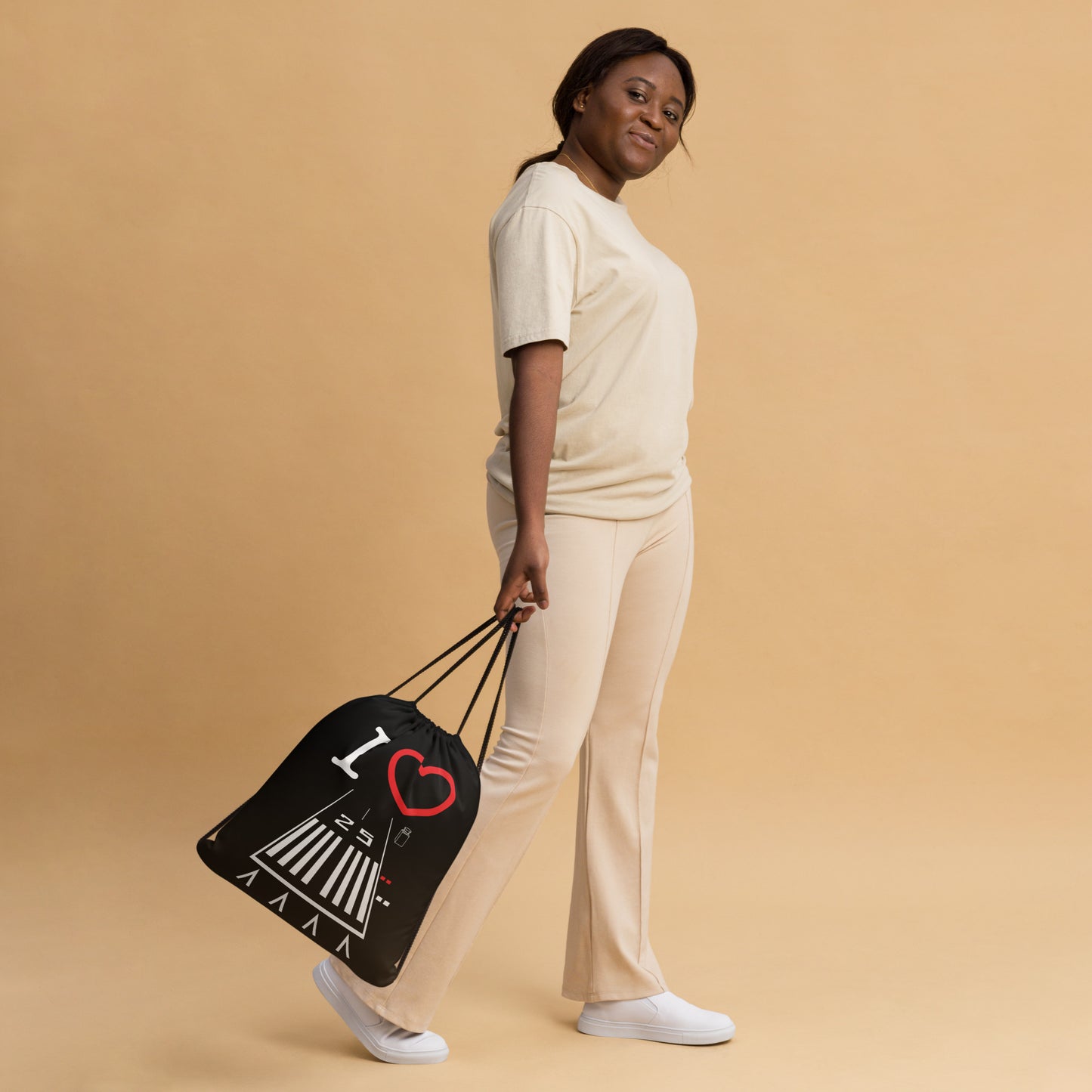Hawthorne Airport Runway 25 / Runway 7 drawstring bag (black)