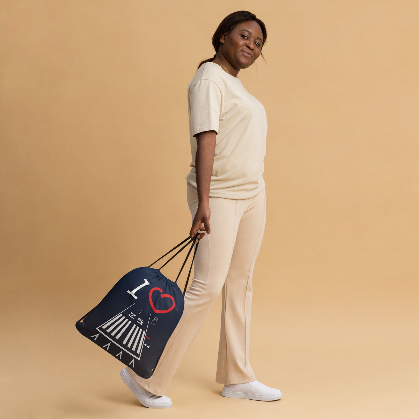 Hawthorne Airport Runway 25 / Runway 7 drawstring bag (navy)