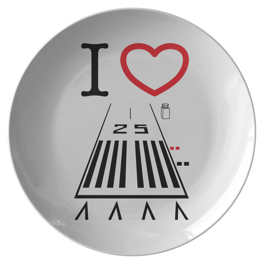 Hawthorne Airport Runway 25 - dinner plate