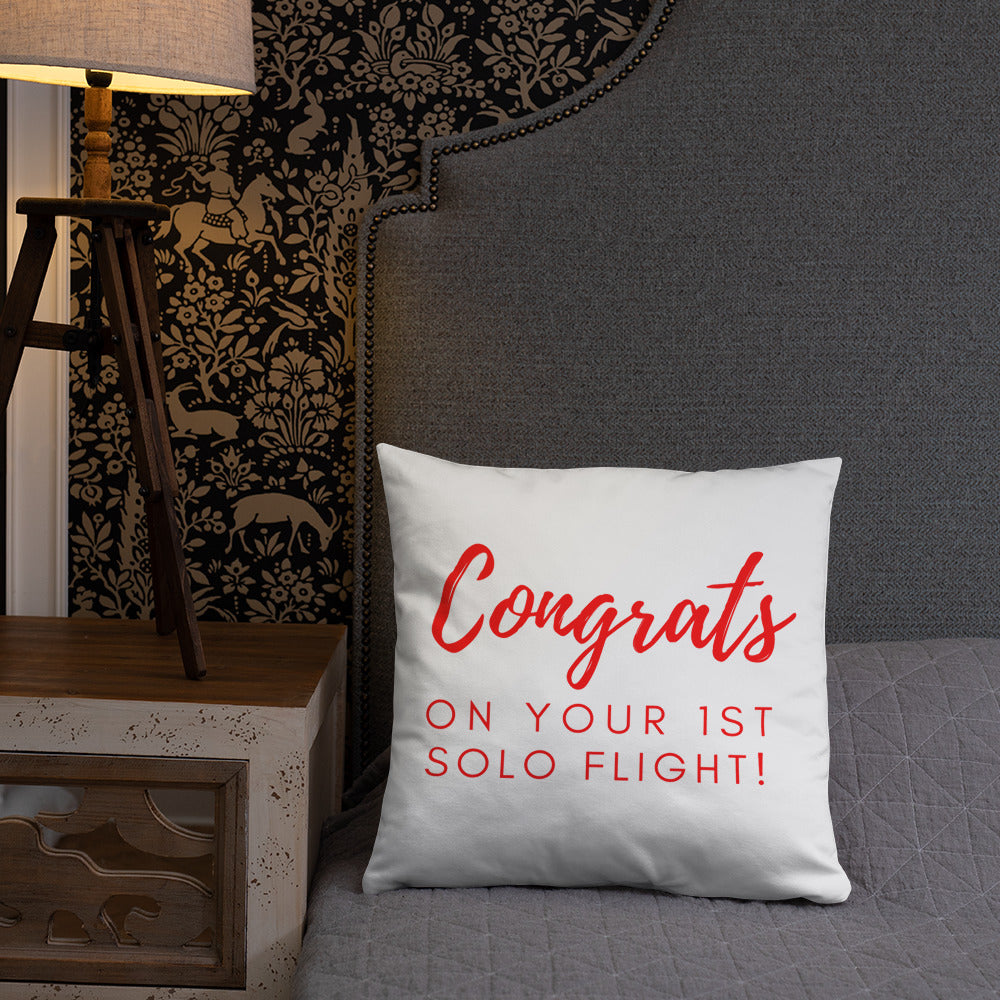 Congrats on your 1st Solo Flight! basic pillow (white/red)