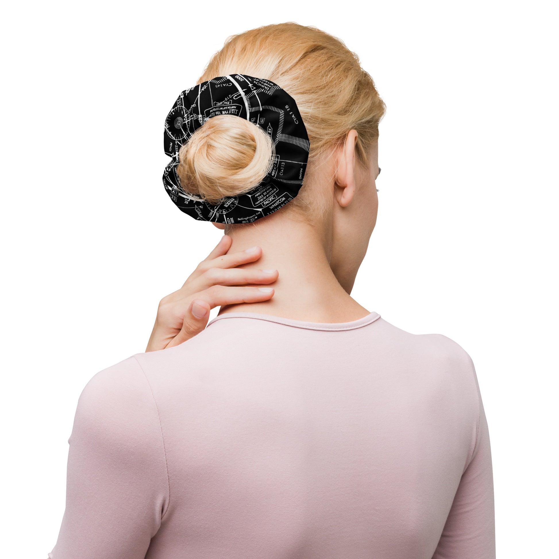 Enroute Low Altitude Chart - black scrunchie
