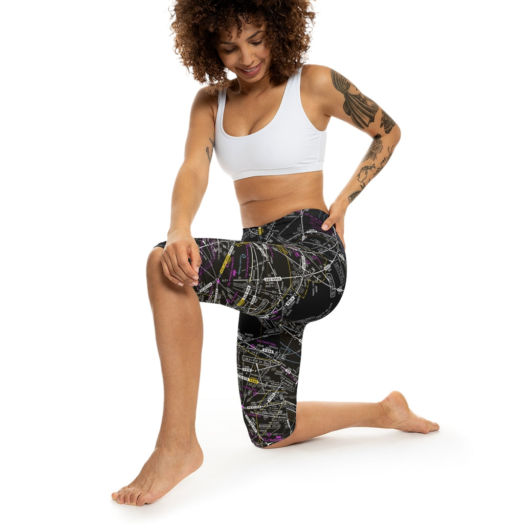 Enroute Low Altitude Chart capri leggings (invert)