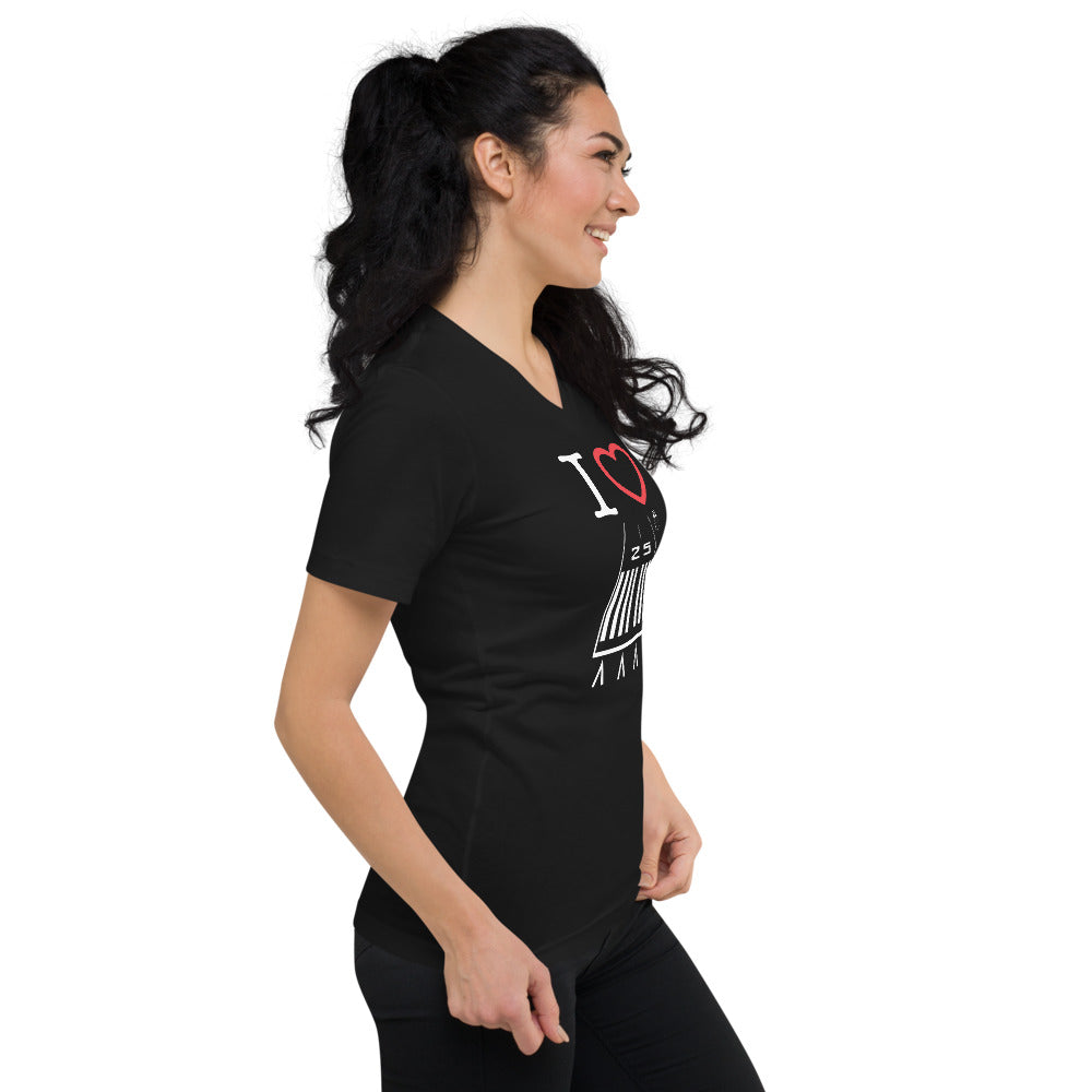 Hawthorne Airport Runway 25 / Runway 7 - Short Sleeve V-Neck T-Shirt